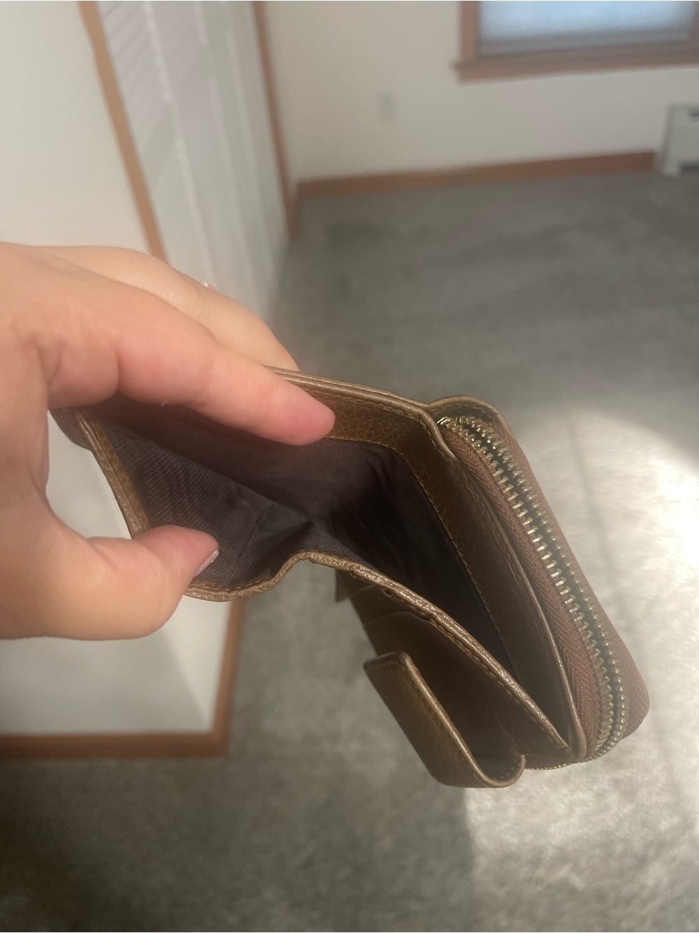 Authentic Gucci wallet - Picture 9 of 9